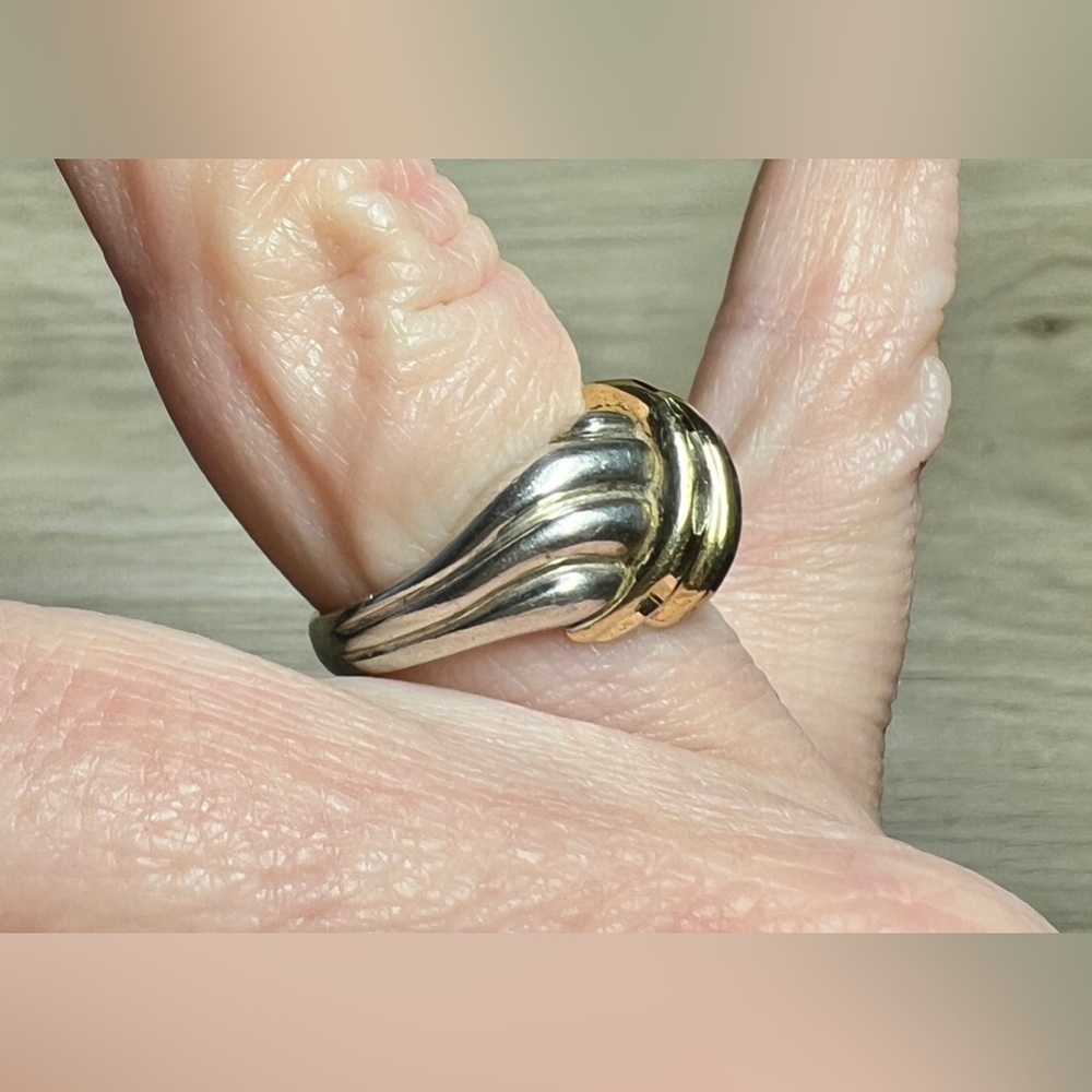 Designer Michael Anthony Sterling Silver & 14K Gold Diamond Cut Band Ring,Size 6 - Picture 9 of 10